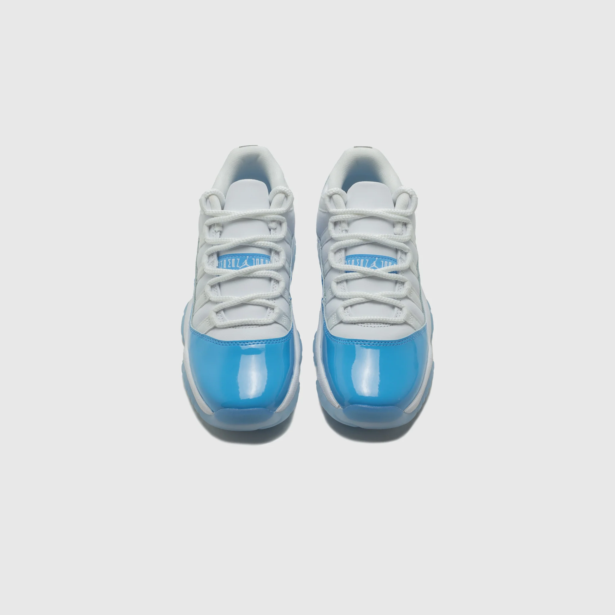 AIR JORDAN 11 RETRO LOW (GS) "UNIVERSITY BLUE" - Image 3