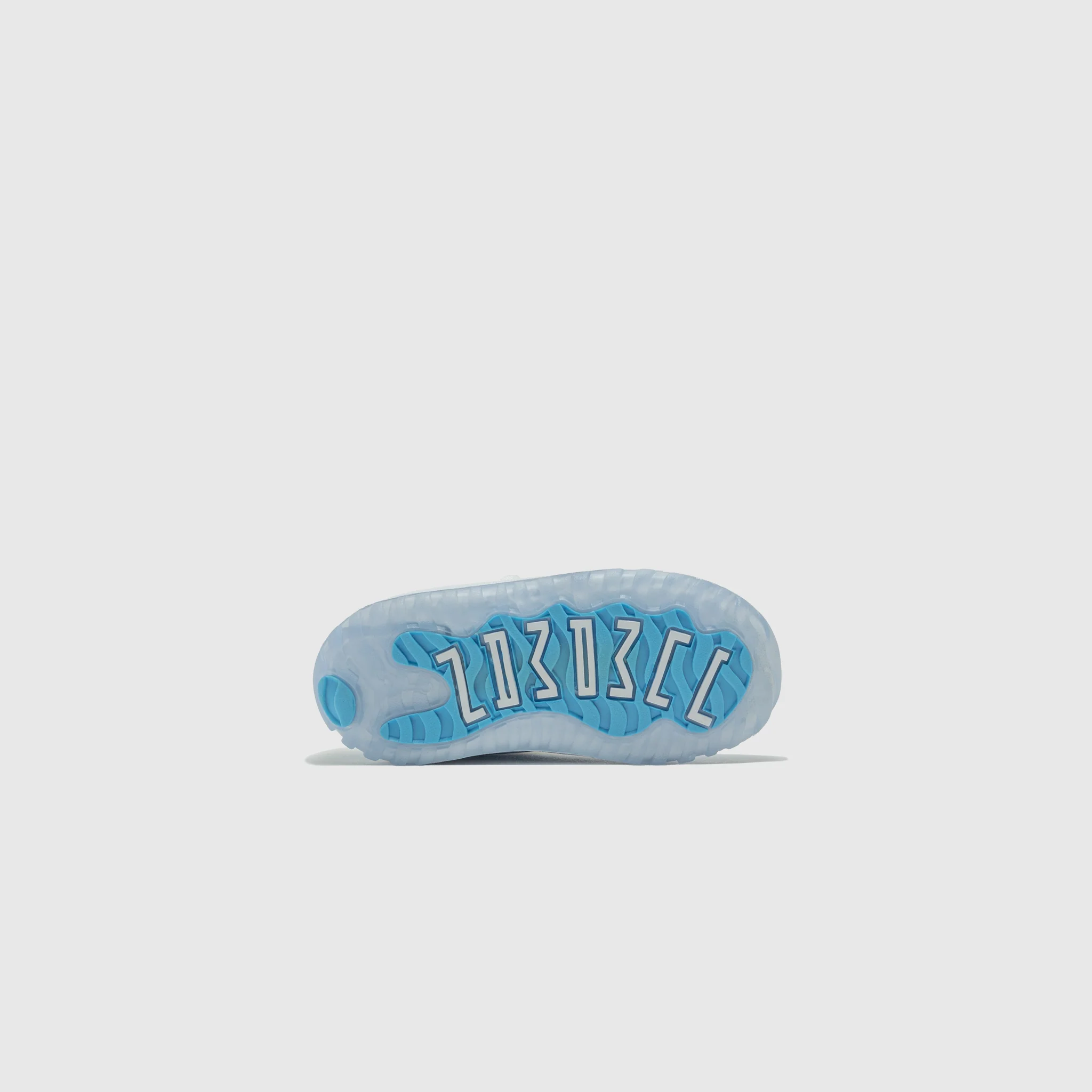 AIR JORDAN 11 RETRO LOW (TD) "UNIVERSITY BLUE" - Image 6