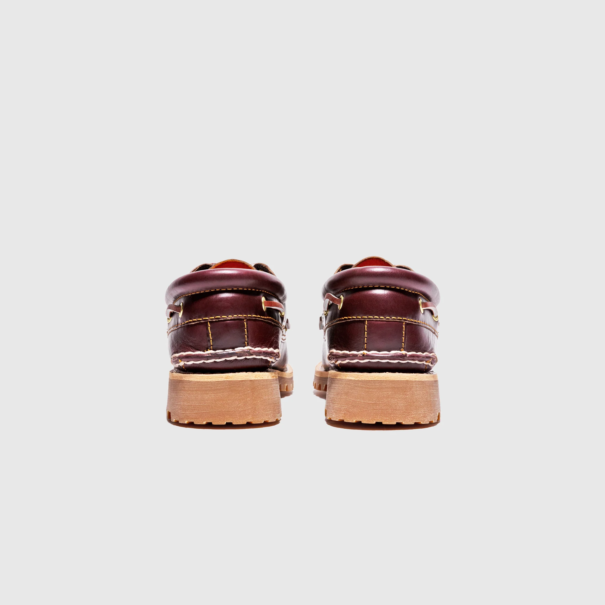 3-EYE LUG HANDSEWN BOAT SHOE - Image 4