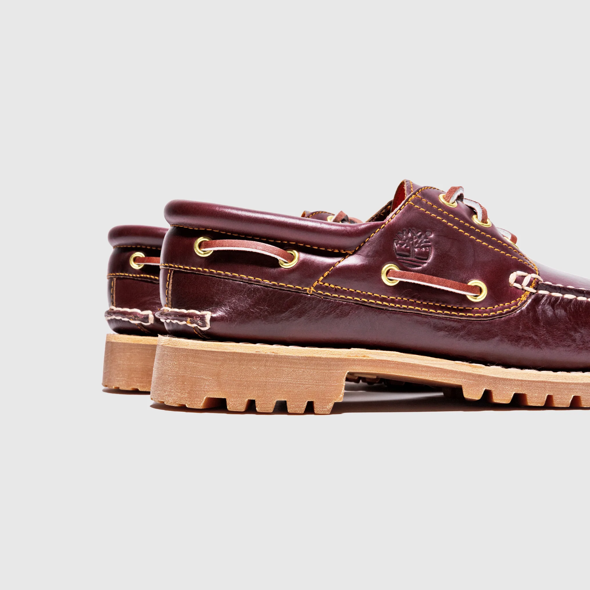3-EYE LUG HANDSEWN BOAT SHOE - Image 6