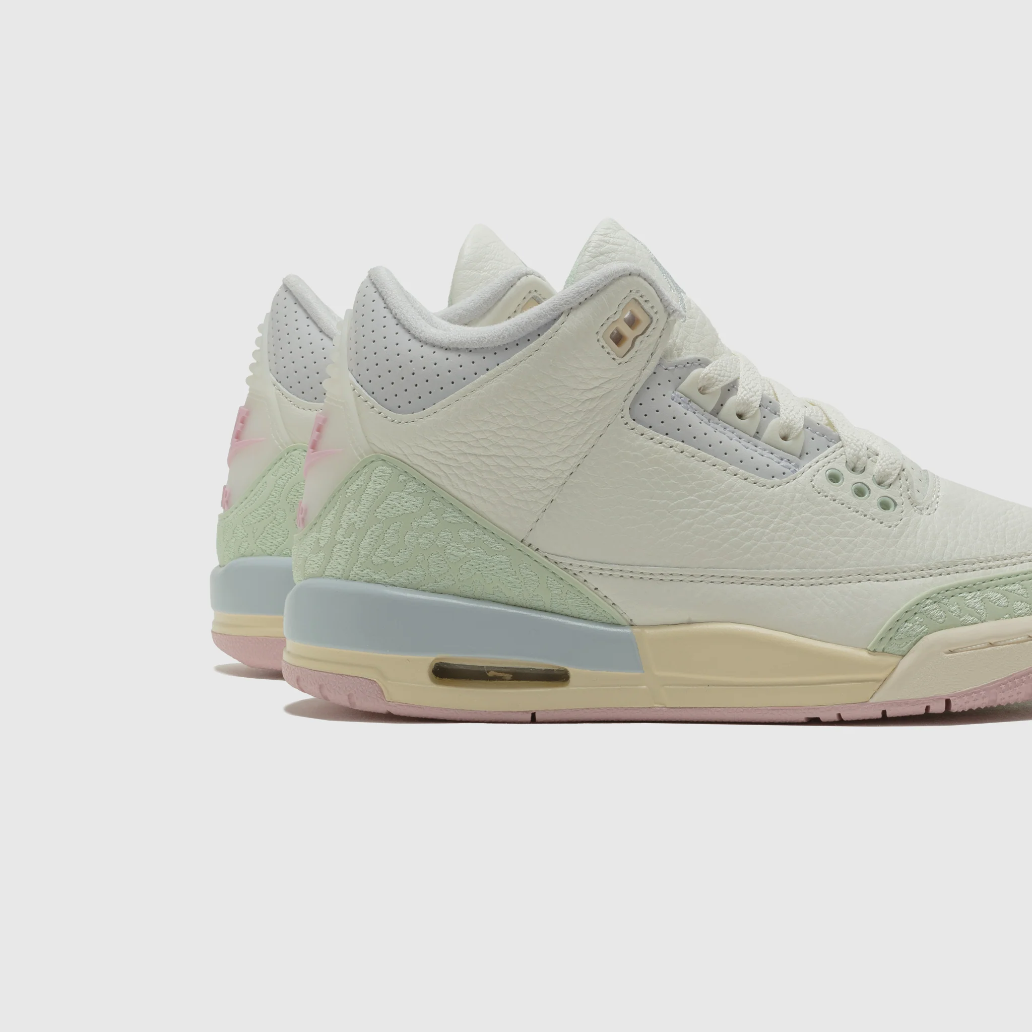 JORDAN 3 RETRO (GS) "SPRING IS IN THE AIR" - Image 5