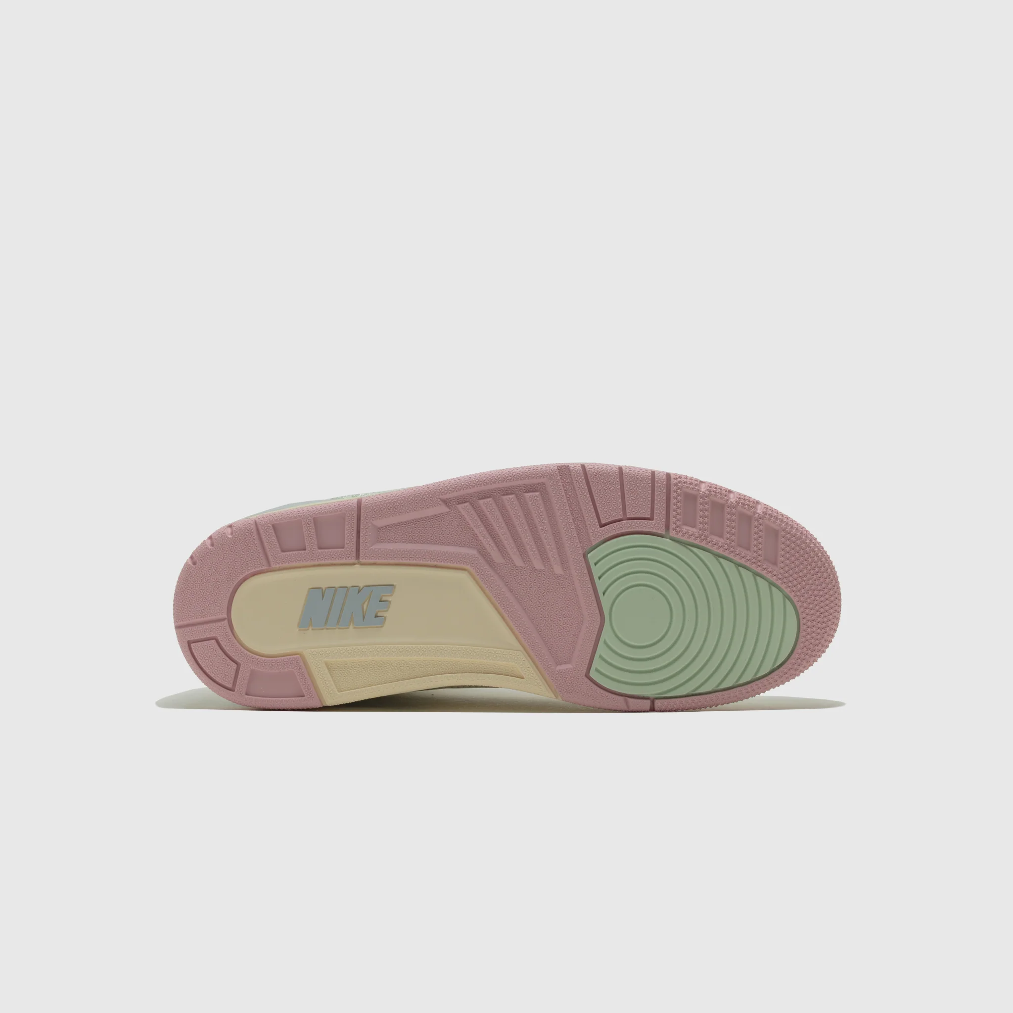 JORDAN 3 RETRO "SPRING IS IN THE AIR" - Image 6