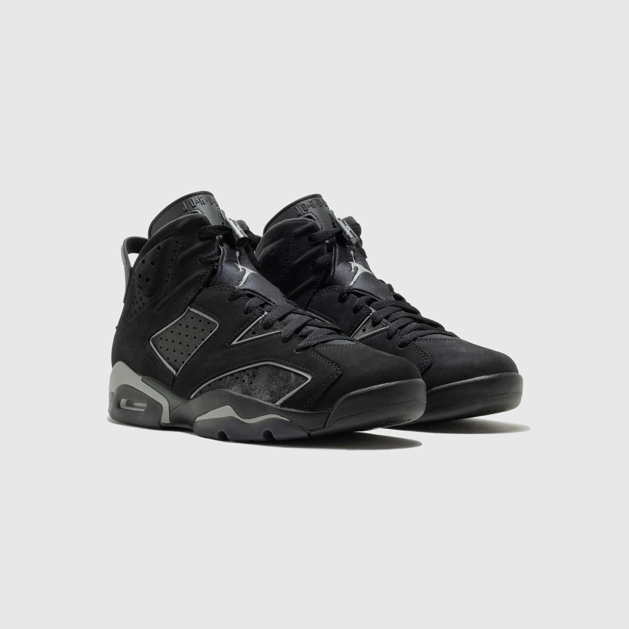 AIR JORDAN 6 RETRO "CAP & GOWN" - Image 2