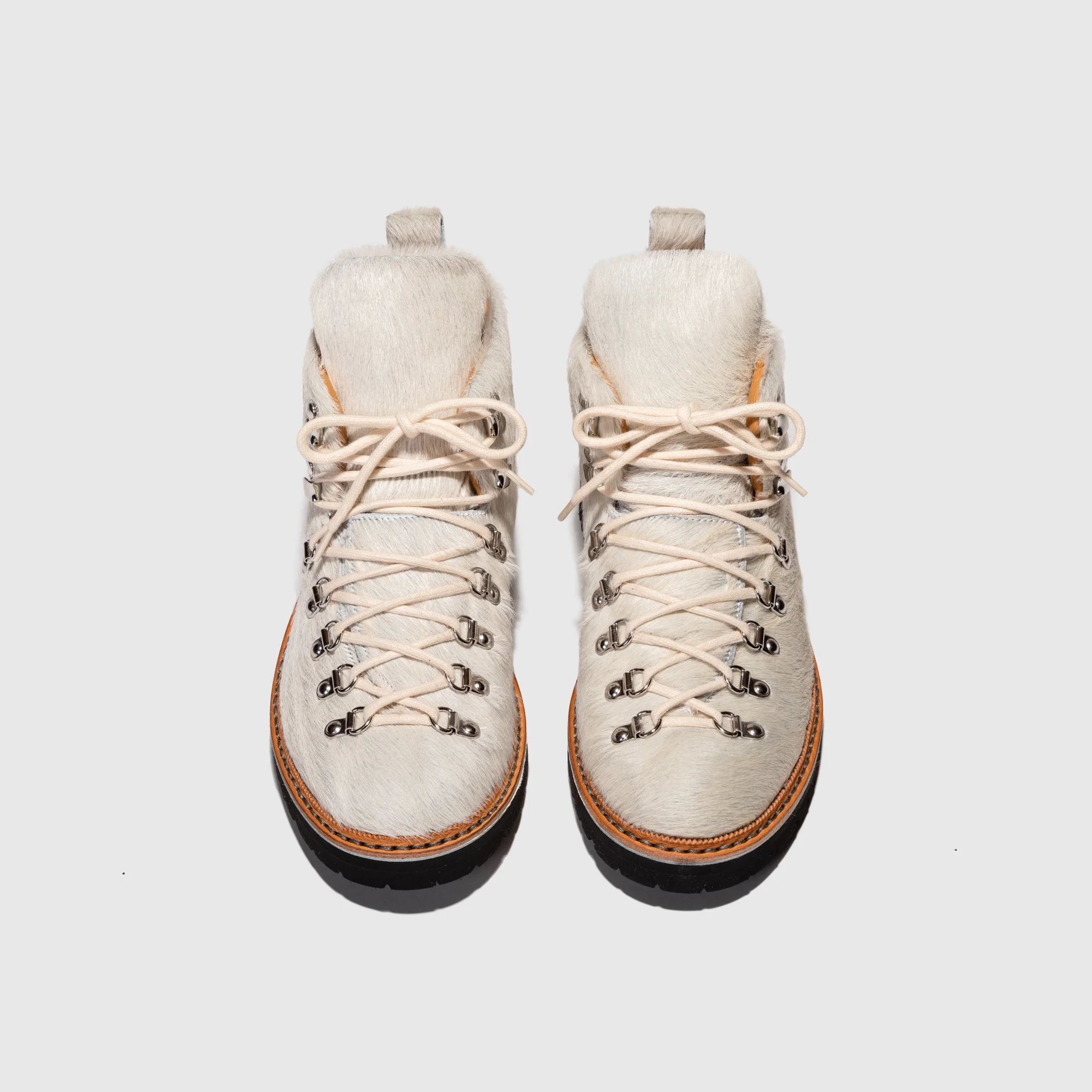 M-120 BOOT "WHITE PONY HAIR" X PACKER - Image 3
