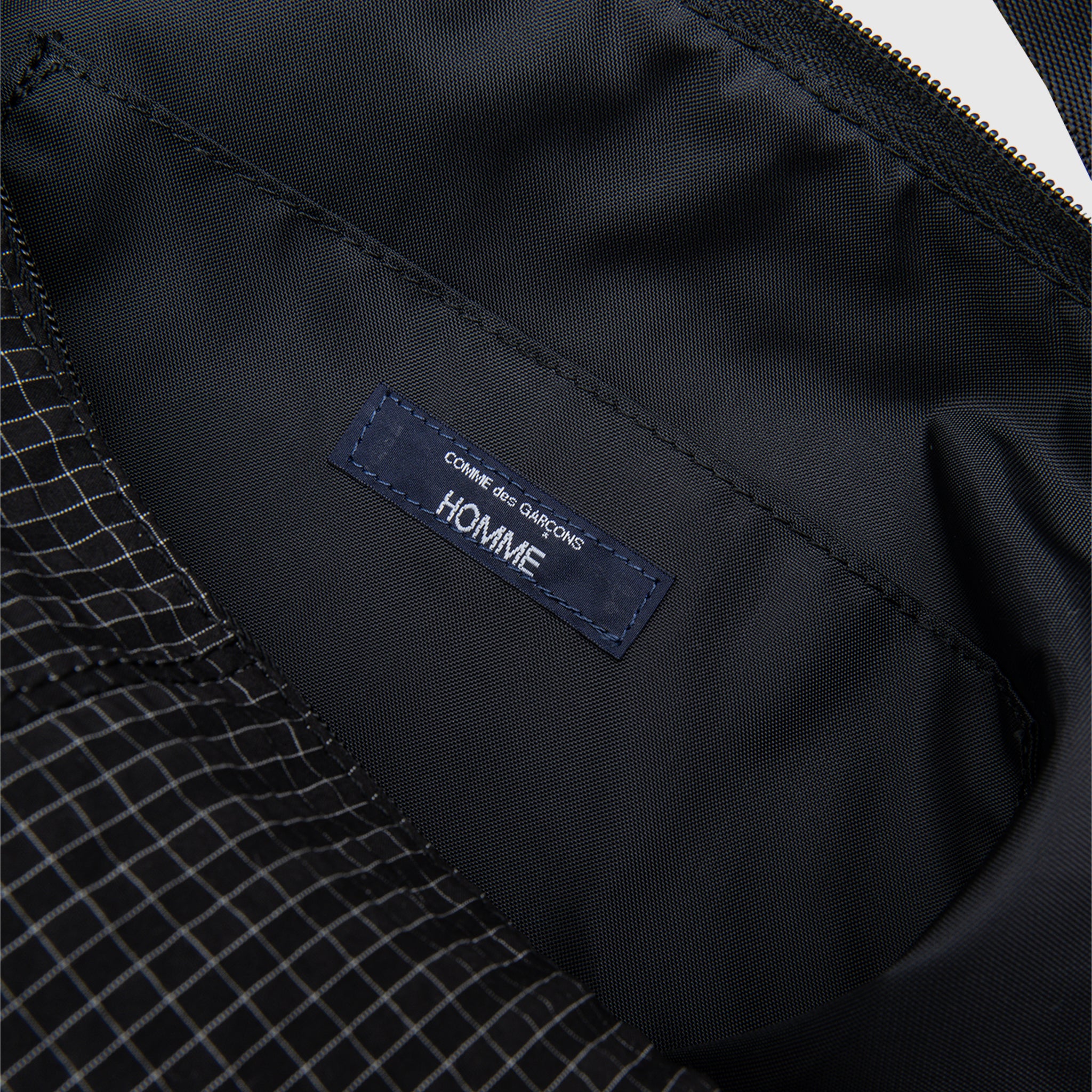 MEN'S CHECK SLING BAG - Image 4