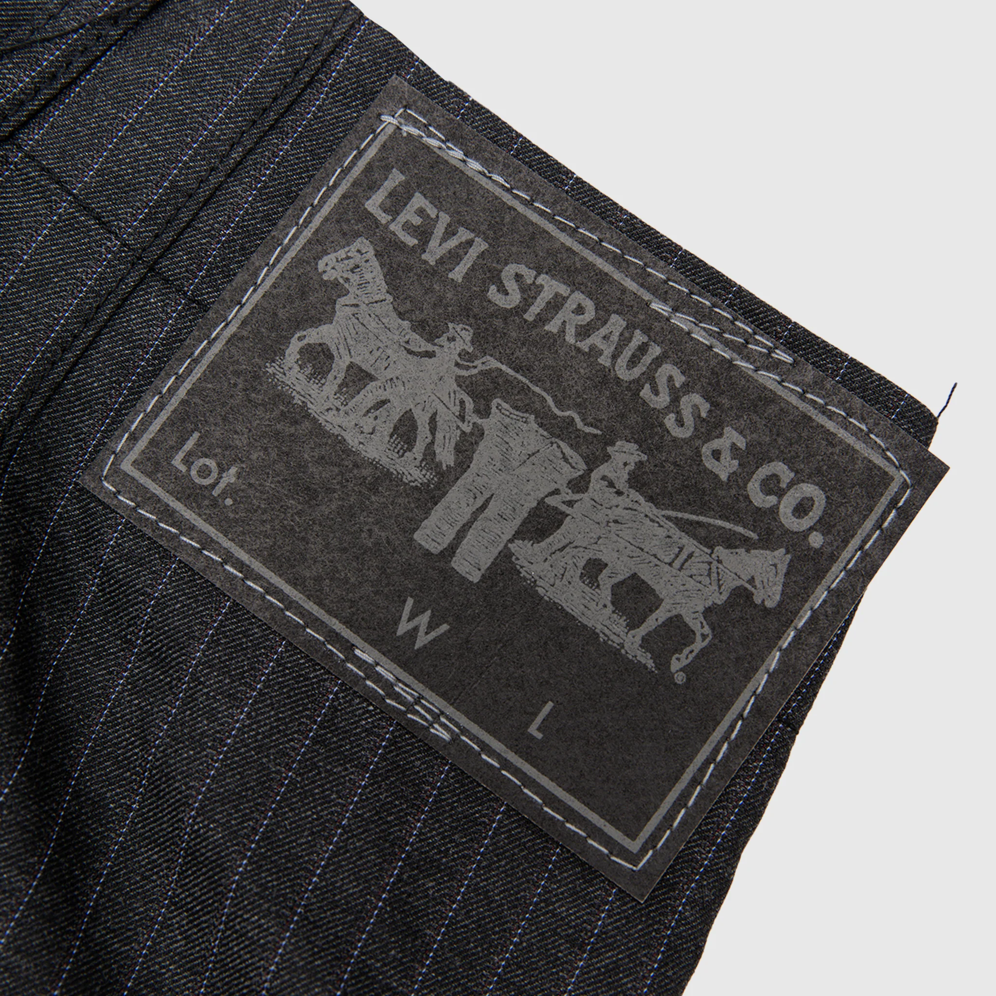 X LEVI'S STRIPED TROUSERS - Image 9