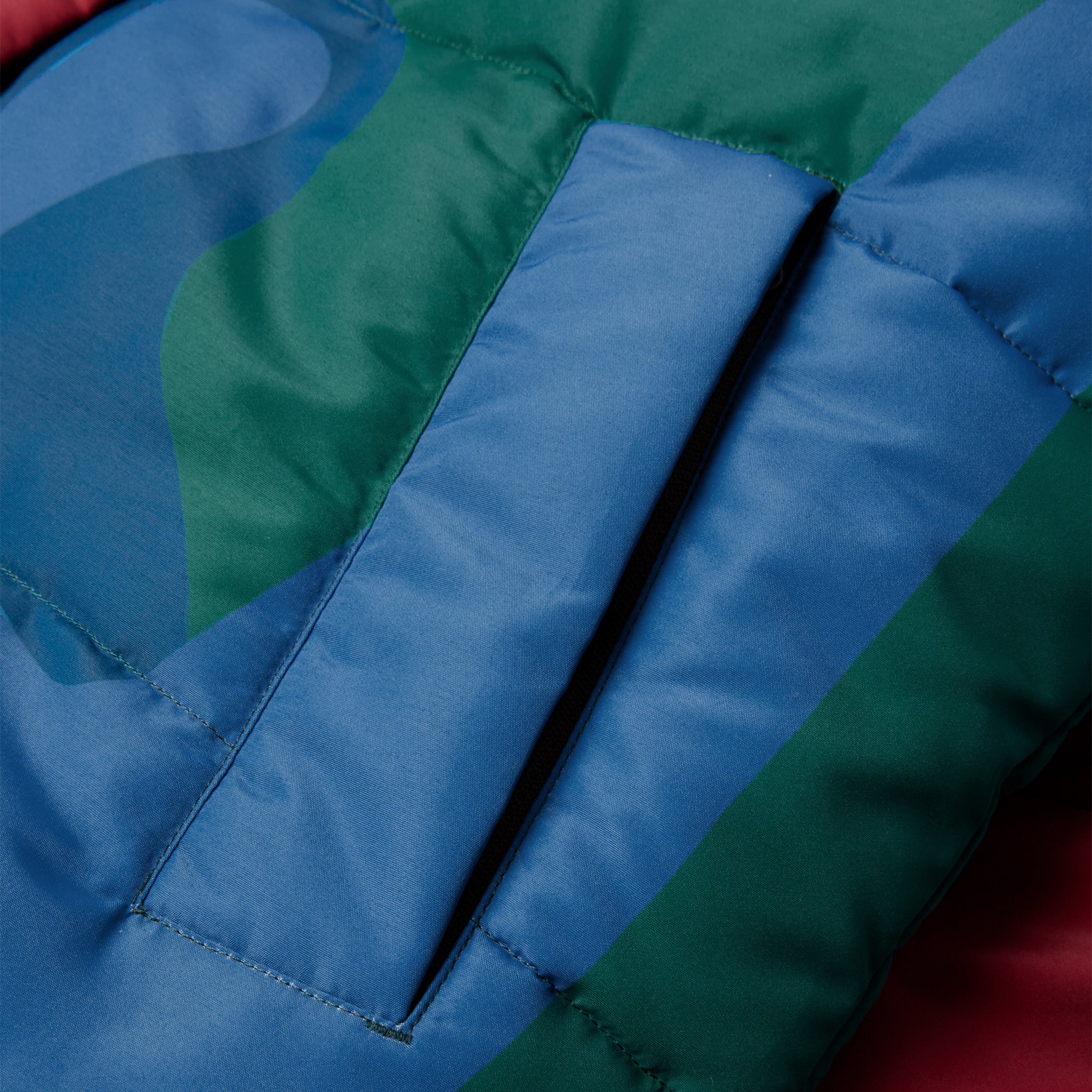 PROTECT THE SUN REVERSIBLE PUFFER JACKET - Image 5