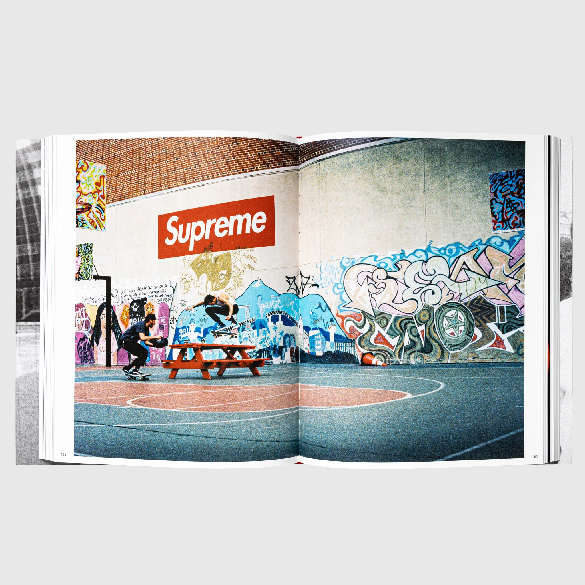 SUPREME - Image 2