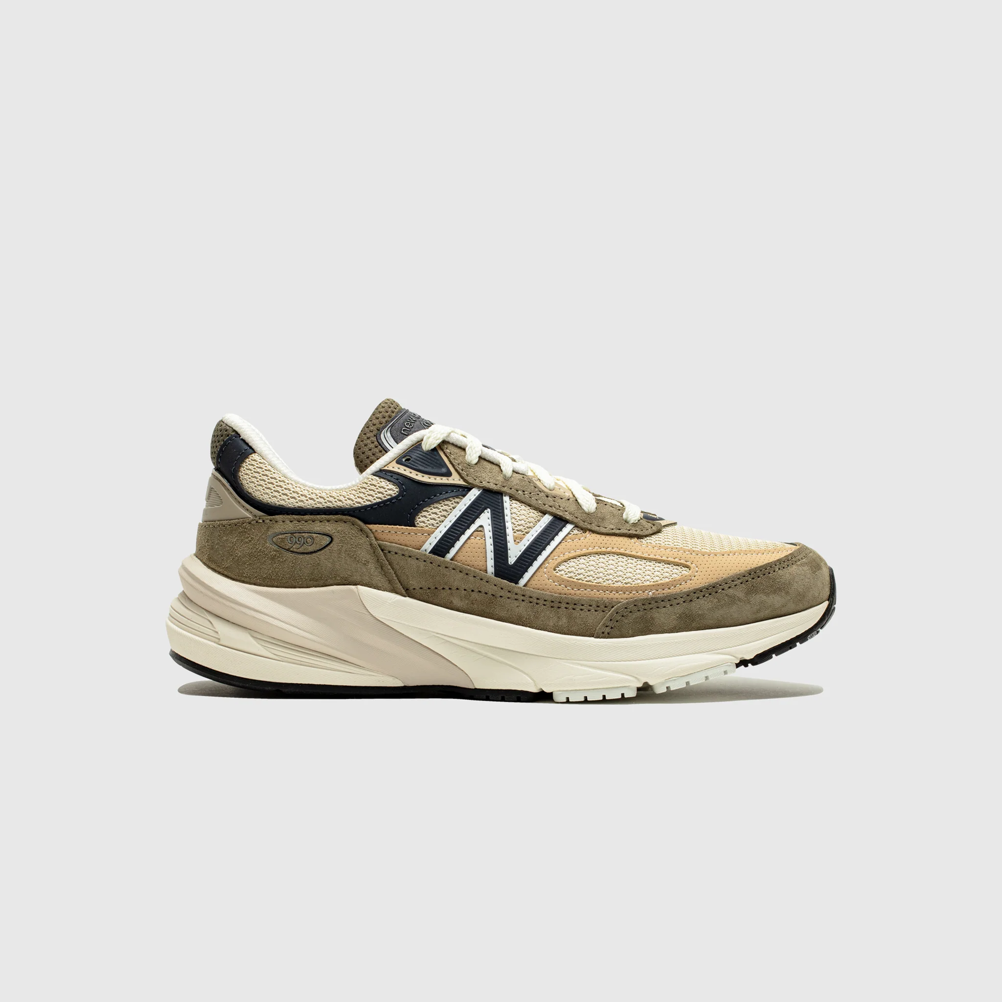 U990WO6 "MADE IN USA"