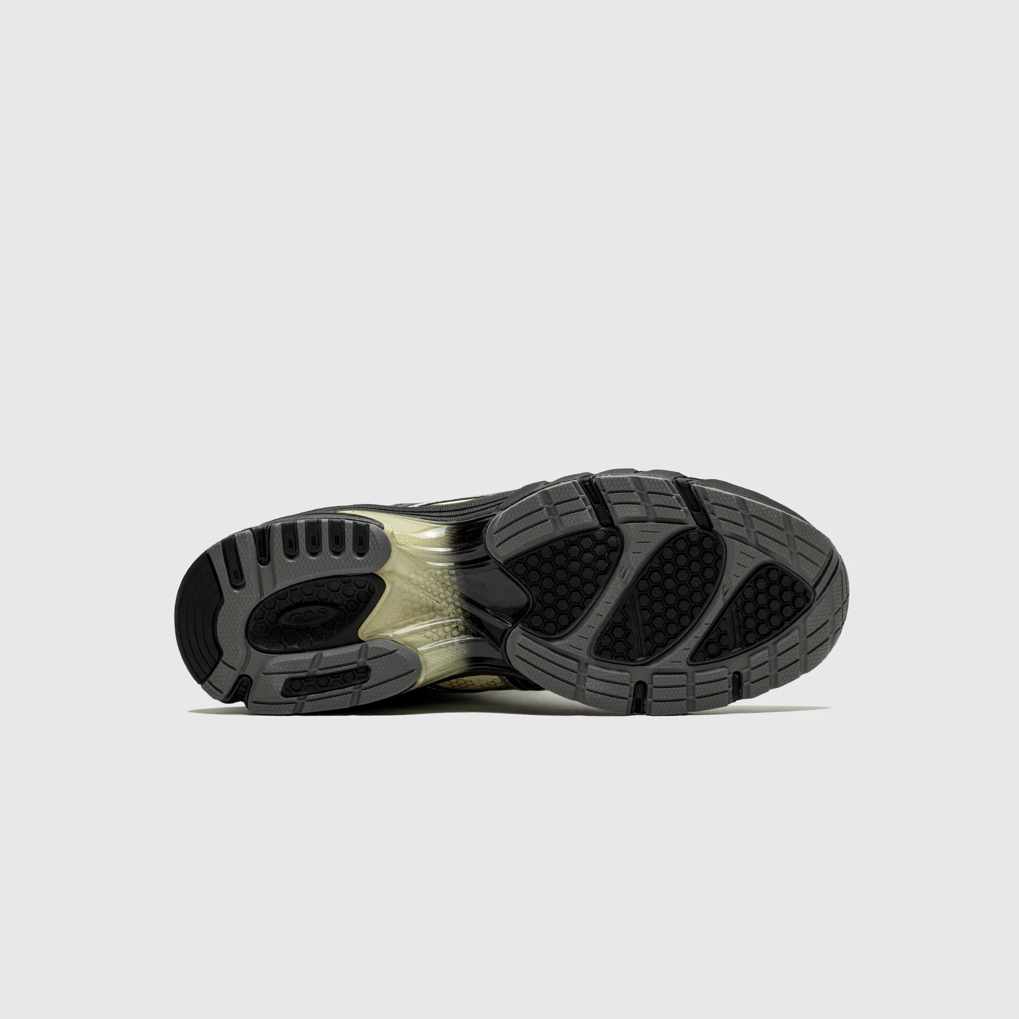 UB11-S GEL-DS TRAINER 14 - Image 6