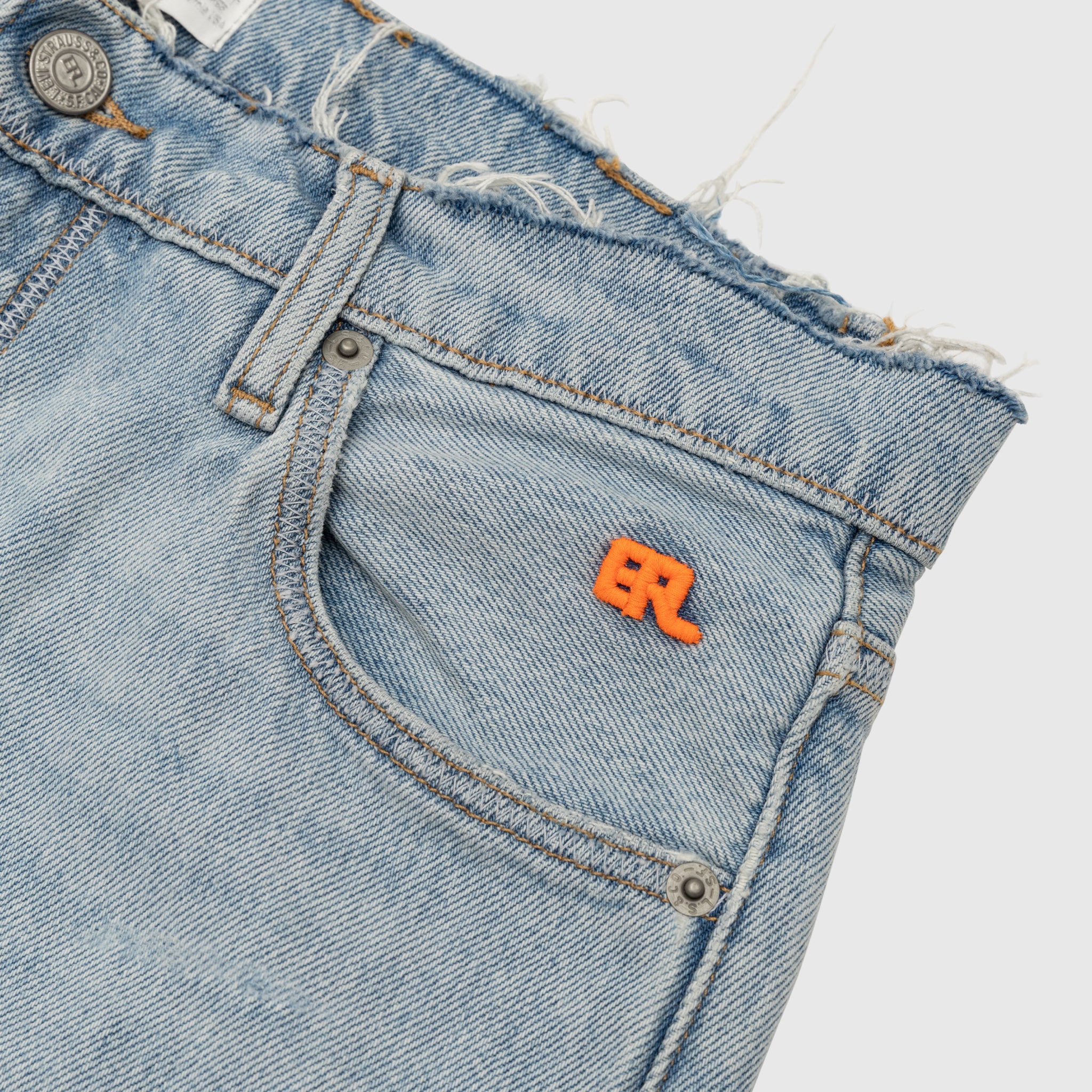 X LEVIS 501 WOVEN DENIM - Image 4