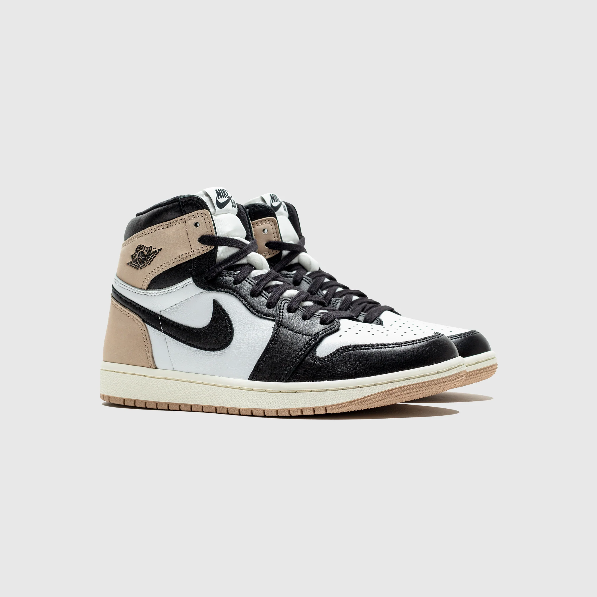 WMNS AIR JORDAN 1 RETRO HIGH OG "LATTE" - Image 2