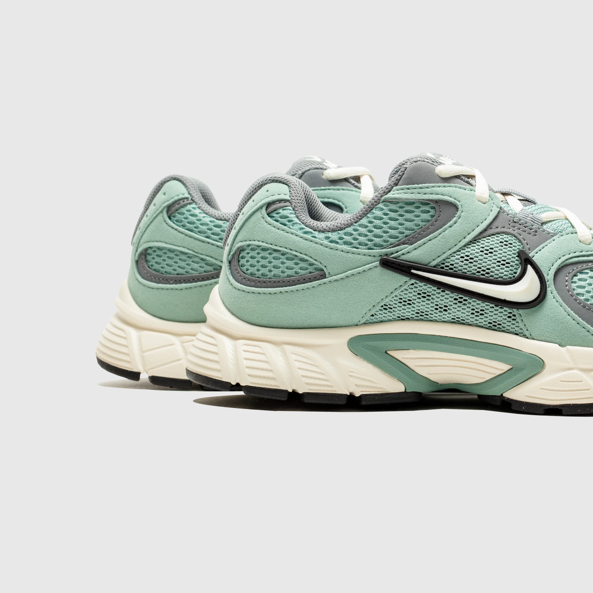 WMNS V5 RNR "CANNON" - Image 5