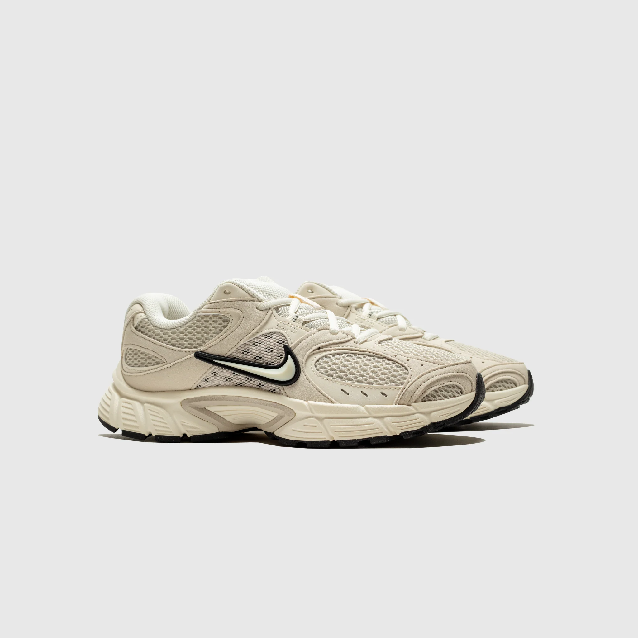 WMNS V5 RNR "LIGHT OREWOOD BROWN" - Image 2