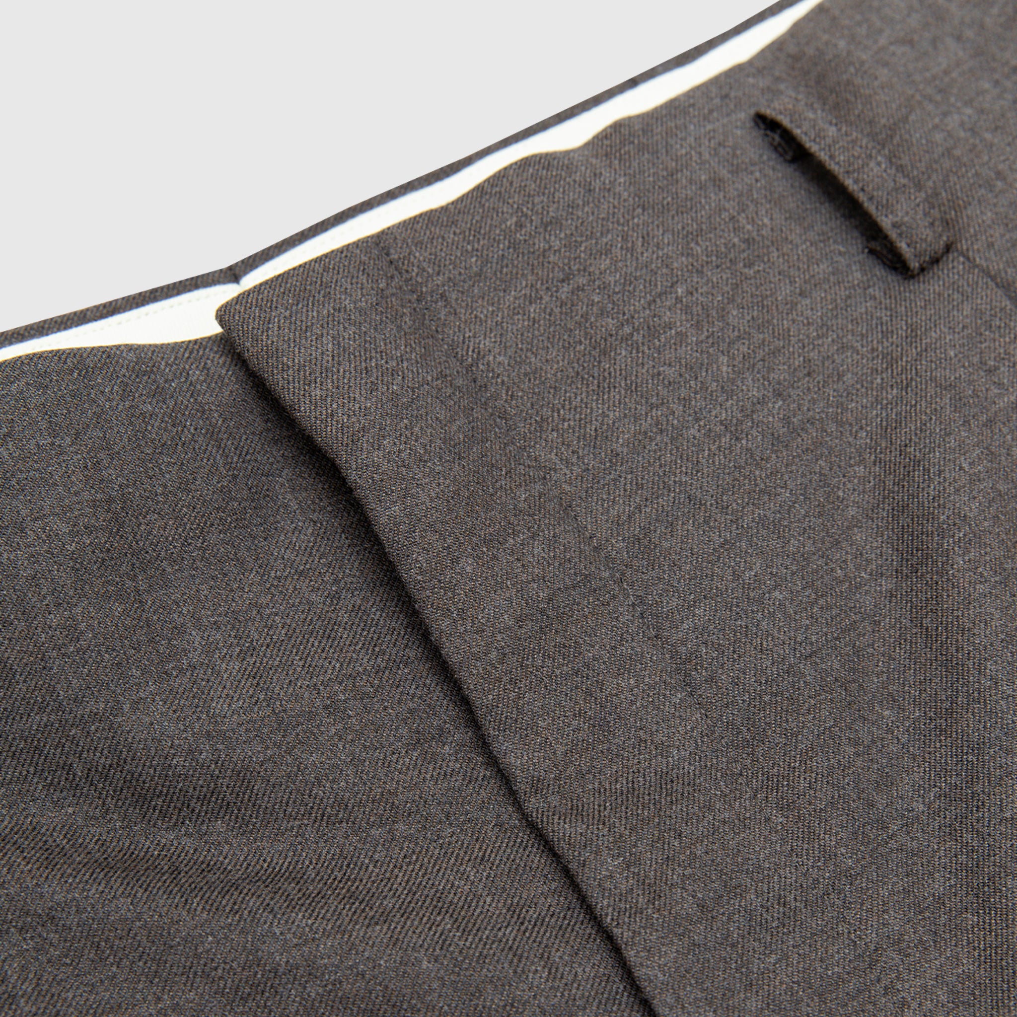 PLEATED WOOL SHORTS - Image 2