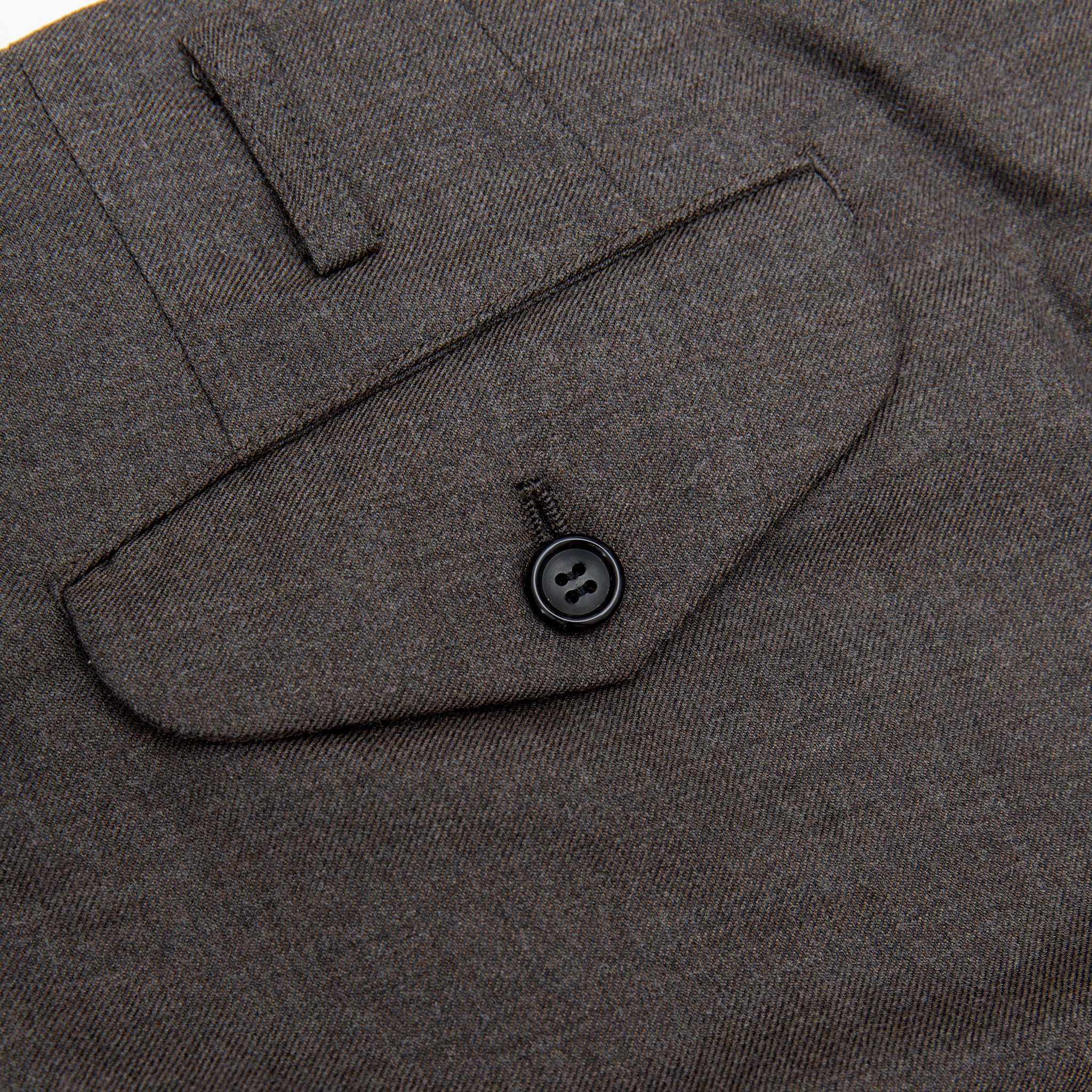 PLEATED WOOL SHORTS - Image 6